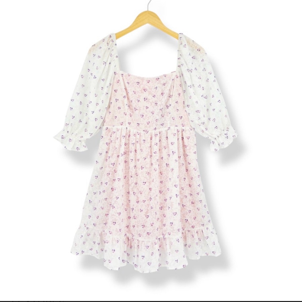 Heart print mini dress 👗